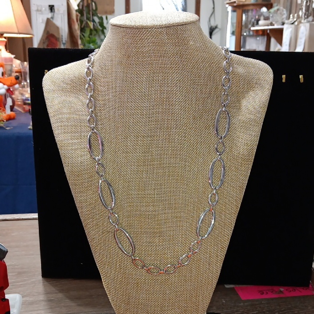 Trifari Silver Oval Link Necklace